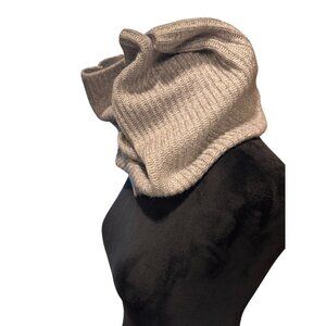 H & M Grey Knit Infinity Scarf  One Size NWT